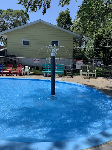 Robin Hill Pool