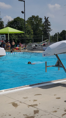 Russel and Evelyn Fahl Aquatics Center
