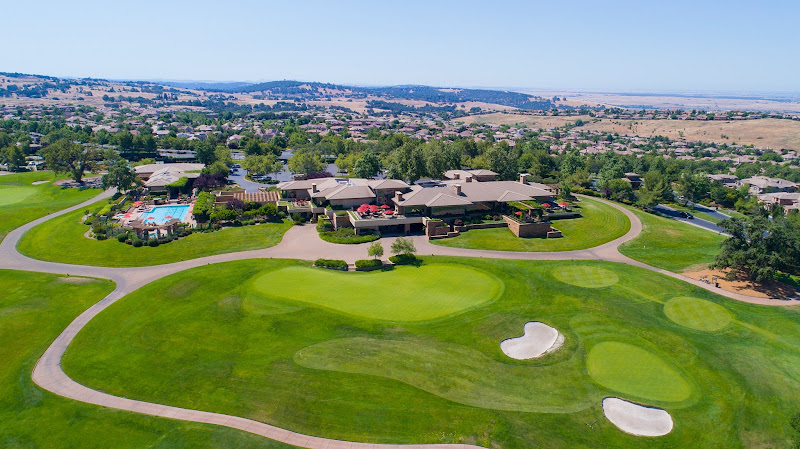 Serrano Country Club