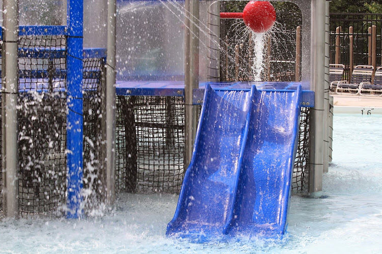 Splash Island Outdoor Pool – Oak Brook Park District
