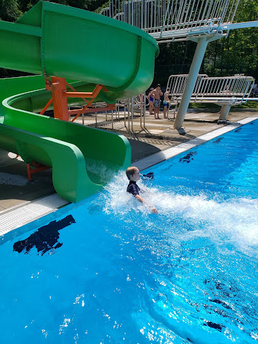 Streeter Pool