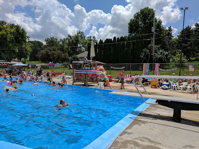 Sunny Slope Pool Omaha- private pool
