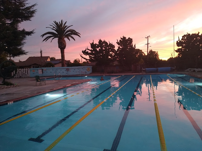 Treeview Swim Club