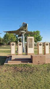 Veterans Park Memorial Swimming Pool