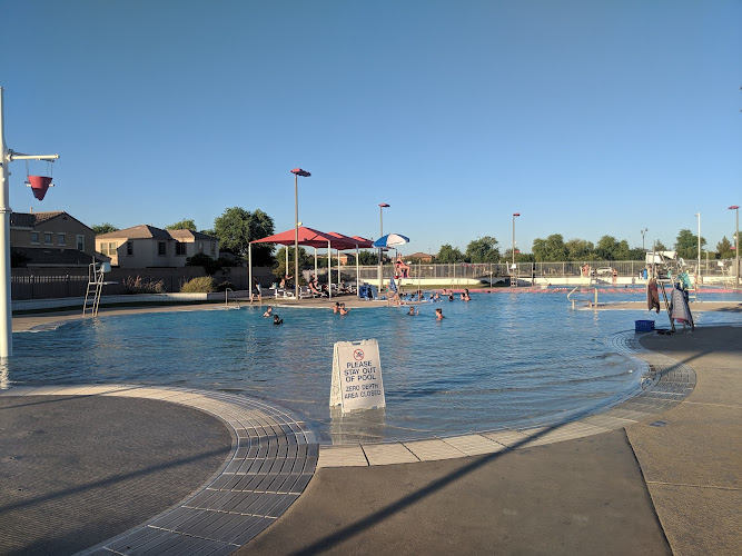 Williams Field Pool