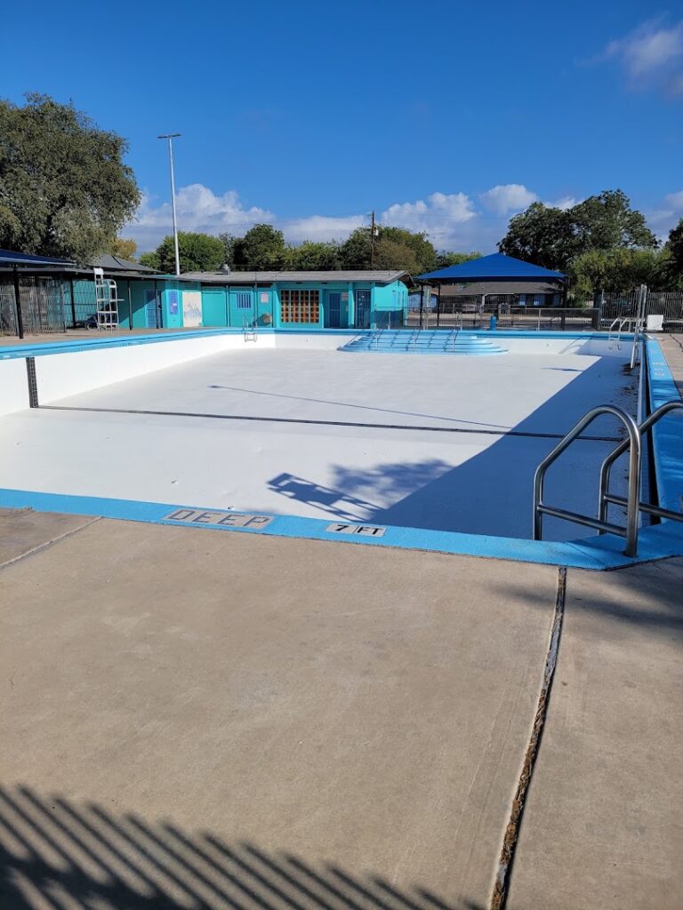 Cassiano Pool