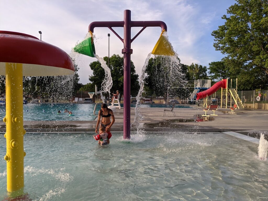 Chamberlain Swimming Pool
