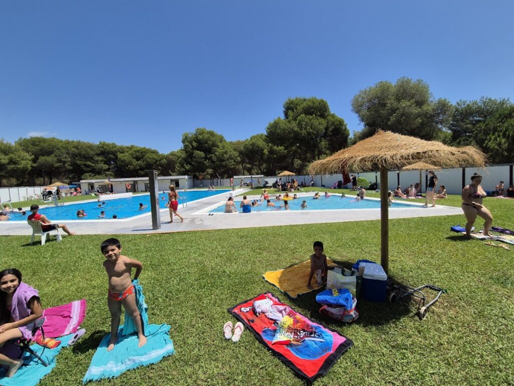 Del Cerro Pool