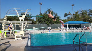 El Salido Pool