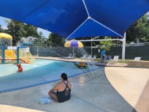 El Salido Pool