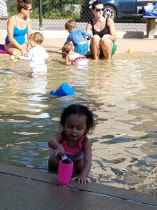 Holstein Park Public Pool (Outdoor)
