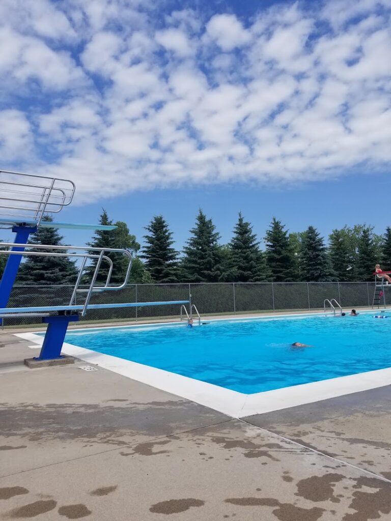 Langdon Swimming Pool