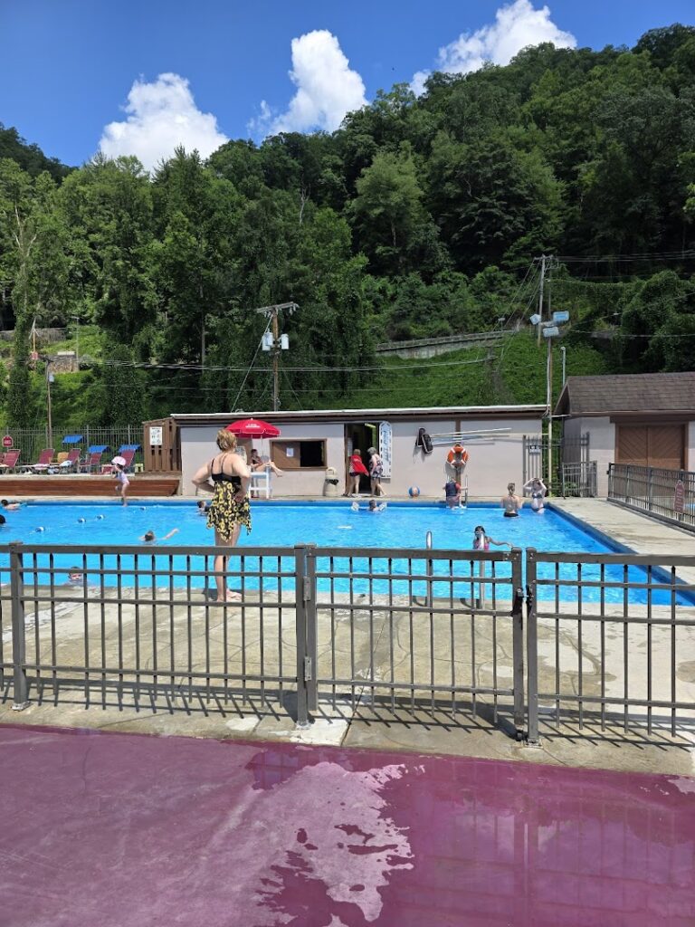 Linkous Park Pool