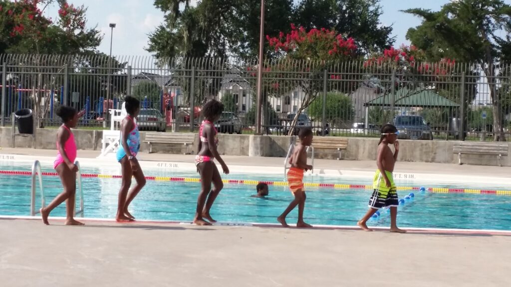 Mac Gregor Swimming Pool