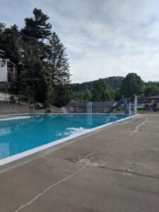 Mannington Pool Park