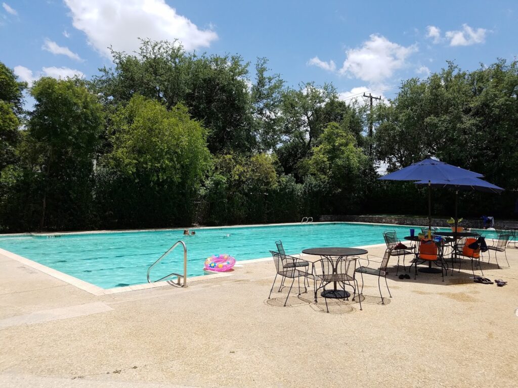 Photo of Queen's Forest Swim & Tennis Club in San Antonio
