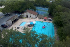 Queen’s Forest Swim & Tennis Club