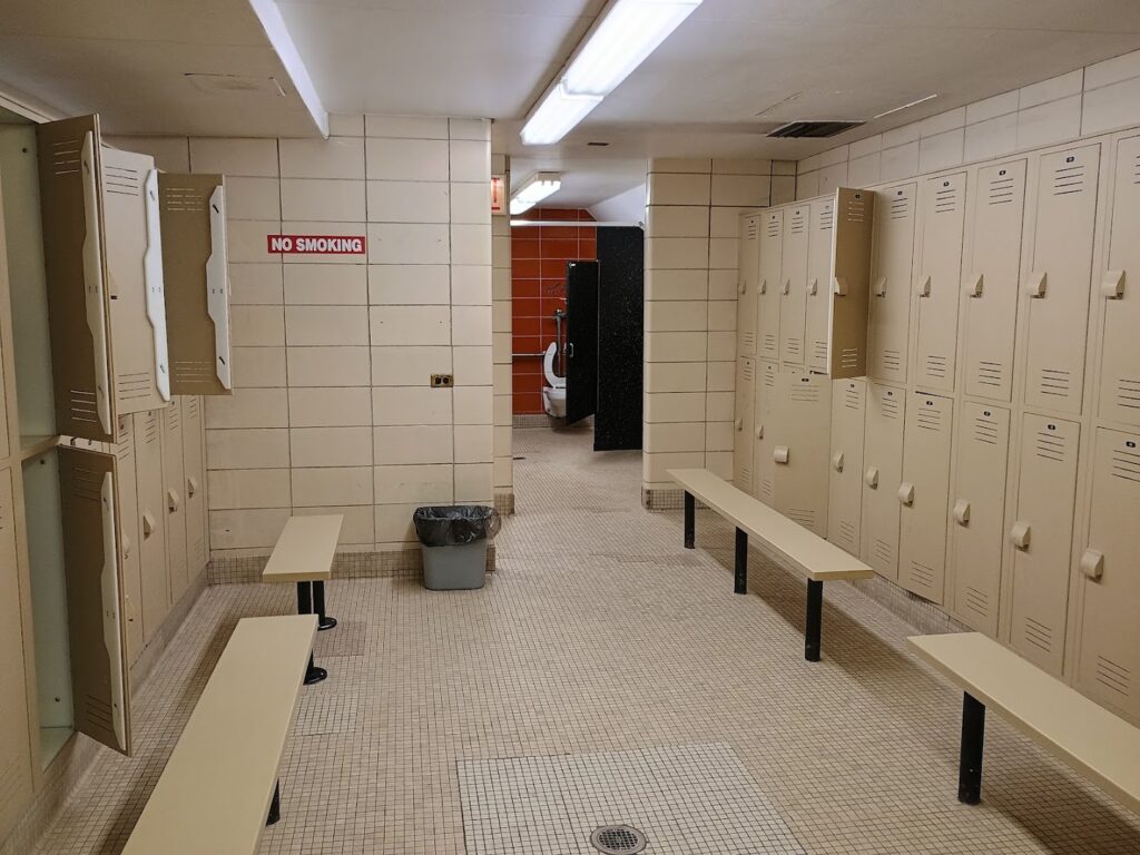 Photo of Ridge Pool (Indoor) in Chicago