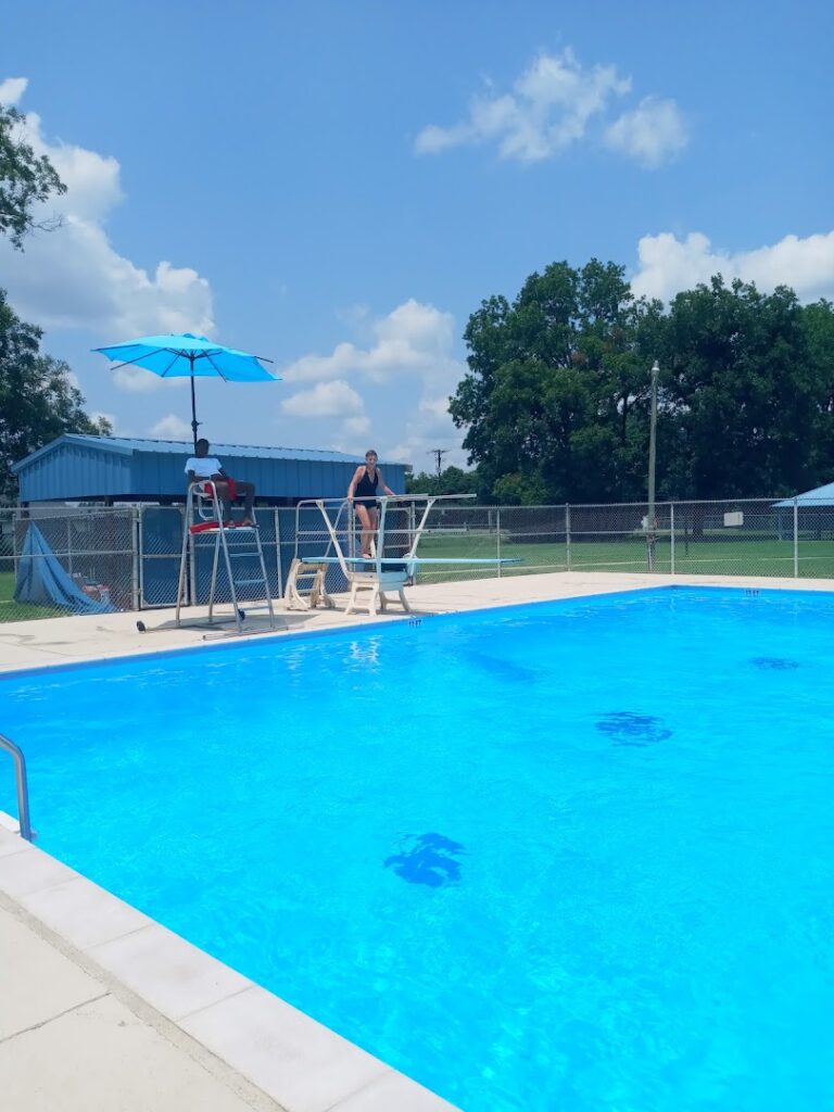 Shed Road Pool