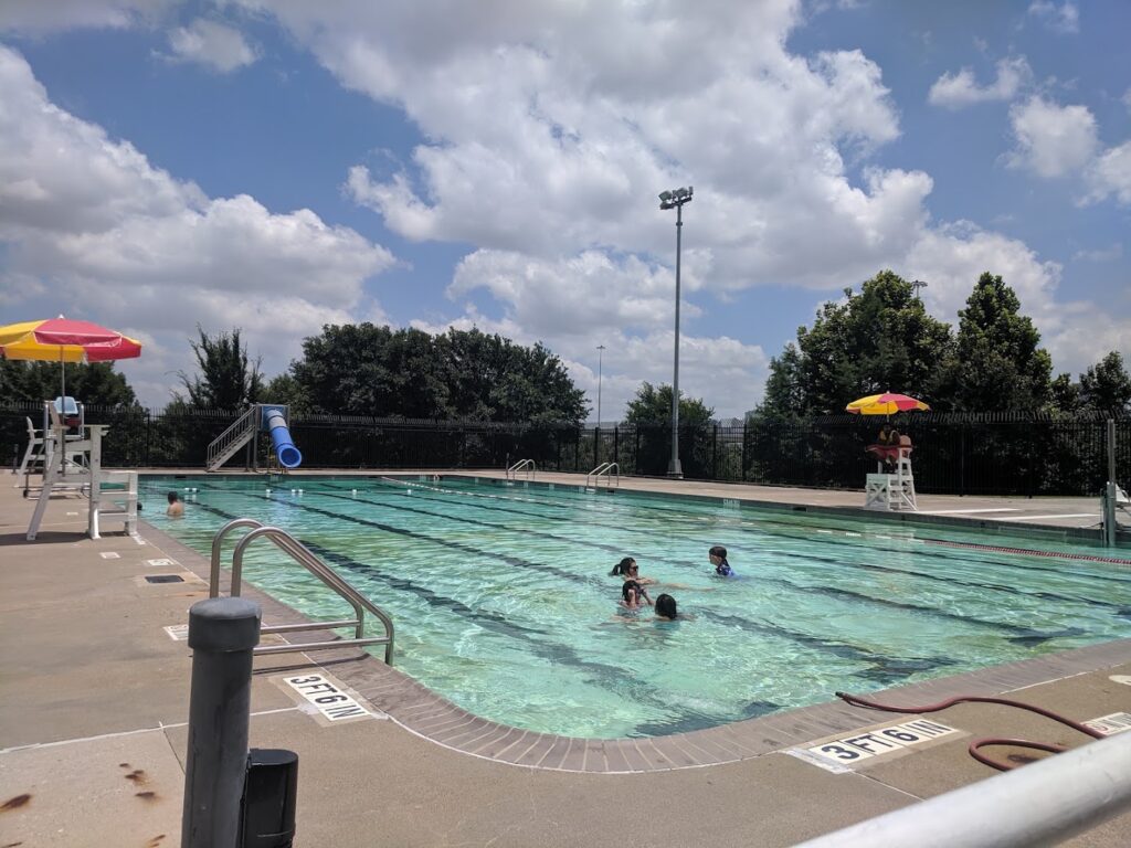 Stude Swimming Pool