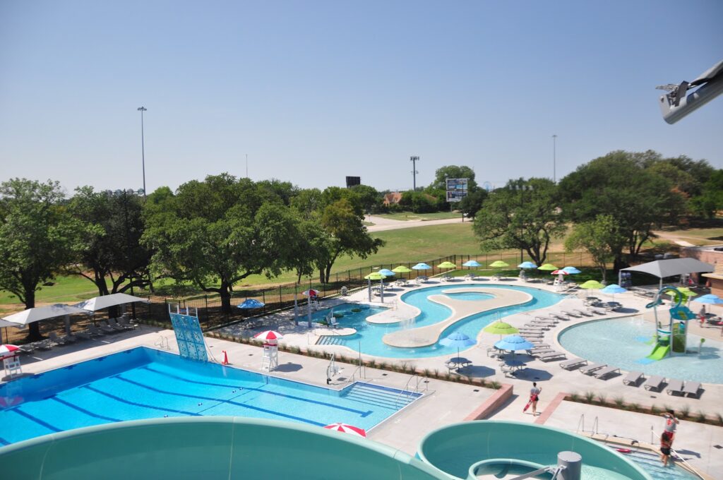 The Cove Aquatic Center at Samuell Grand