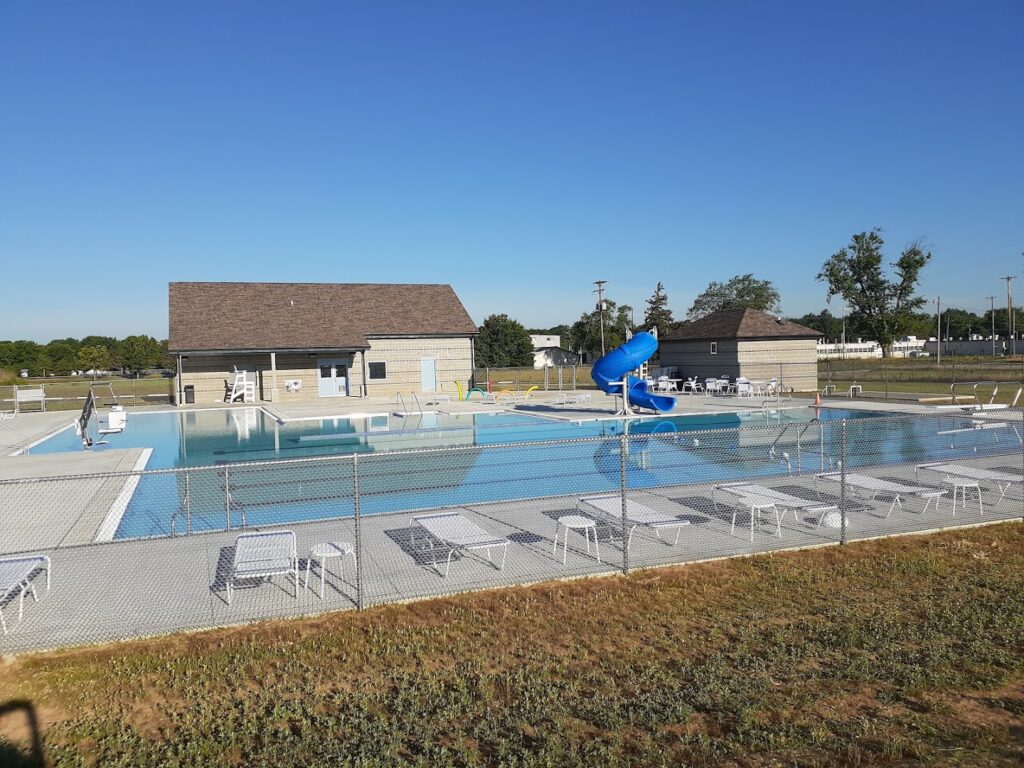 Blissfield Aquatic Center